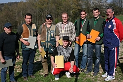 Mannschaft: Hufnagl, Eisenhuber, Auer, Roithmayr M., Burgstaller, Fischerlehner, Ing. Leibetseder, Roithmayr R. (vorne) Mannschaft: Hufnagl, Eisenhuber, Auer, Roithmayr M., Burgstaller, Fischerlehner, Ing. Leibetseder, Roithmayr R. (vorne)