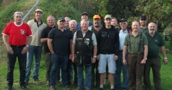 Teilnehmer aus Oberösterreich von links nach rechts: Bauernfeind, Gruber, Wimmer, Hufnagl, Lindmeyer, Kroiss, Payrhuber, Bernhardt (hinten) Dallinger, Roitmayer, Offenzeller, Dr. Minigsdorfner, Ing. Brandstötter, Hanl, Lauber Teilnehmer aus Oberösterreich von links nach rechts: Bauernfeind, Gruber, Wimmer, Hufnagl, Lindmeyer, Kroiss, Payrhuber, Bernhardt (hinten) Dallinger, Roitmayer, Offenzeller, Dr. Minigsdorfner, Ing. Brandstötter, Hanl, Lauber