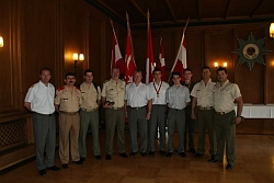 Das österreichische Team freundschaftlich vereint mit den Spaniern Das österreichische Team freundschaftlich vereint mit den Spaniern