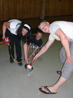 Messen mit vereinten Kräften Messen mit vereinten Kräften