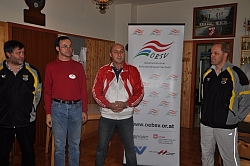 In ihren Händen lag der erfolgreiche Ablauf: v.l. Moderator Fritz Graser, Herbert Rohrer vom Steirischen Behindertenverband, Bundessportleiter Alfred Bauhofer, Oberschützenmeister Harald Hausegger.